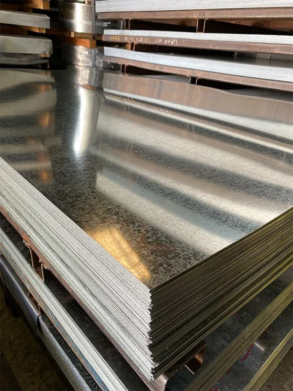 Chapas de aço galvanizado no estoque